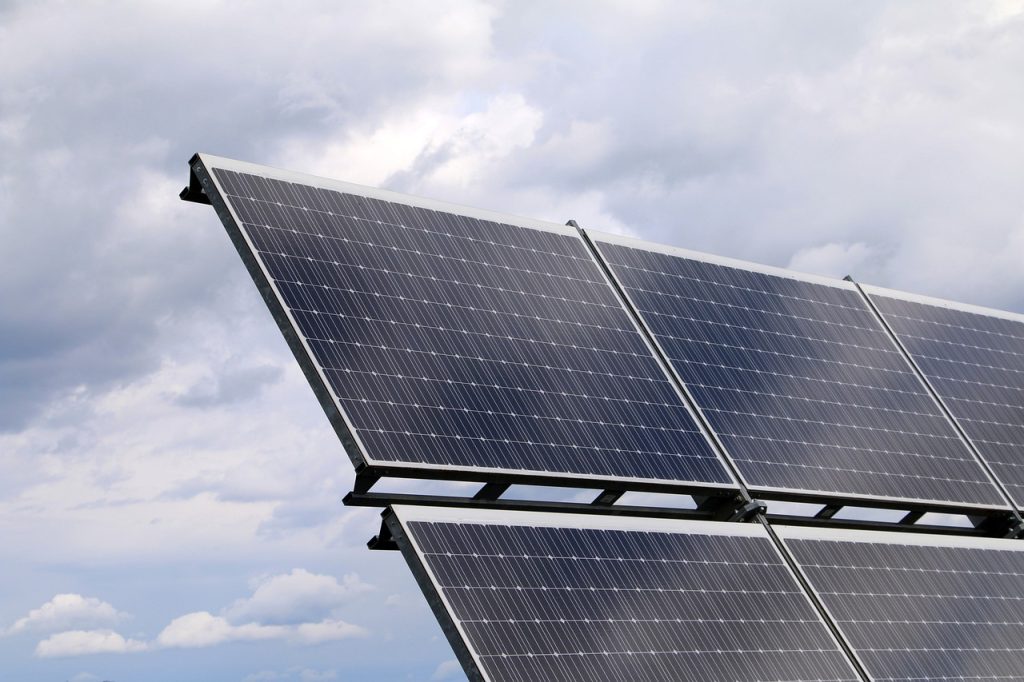 Panouri solare din titan